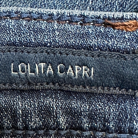Lucky Brand Lolita Capri Distressed w/ Patches Sewn In Fading & Whiskering 0/25 - Picture 3 of 13